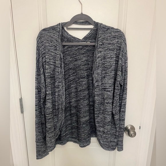 Athleta Dark Mark Pose Cardigan Size Small - Picture 2 of 11